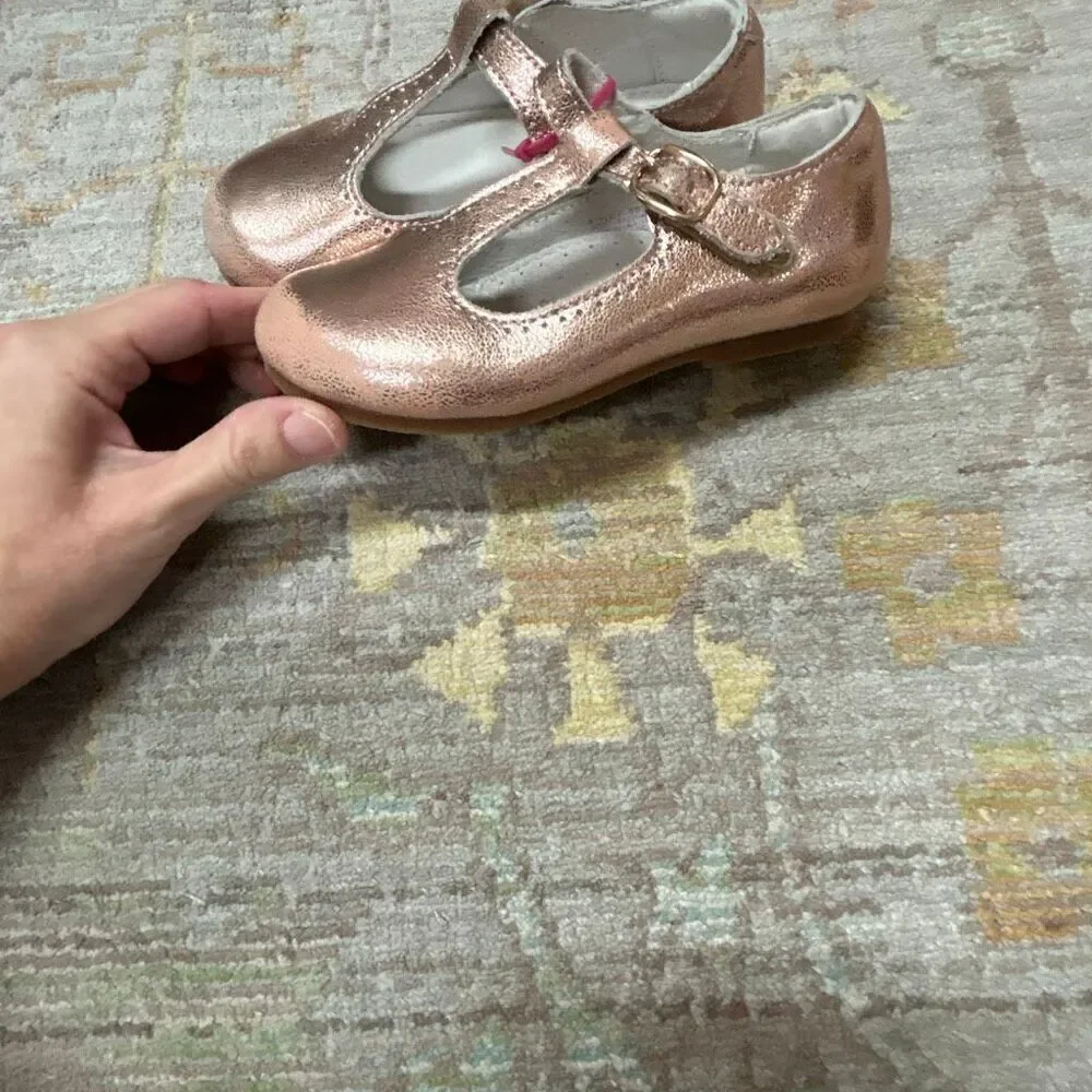 L’Amour rose gold Mary Jane’s sz 8